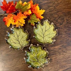 Stoneware Leaf Plates -Set of 3